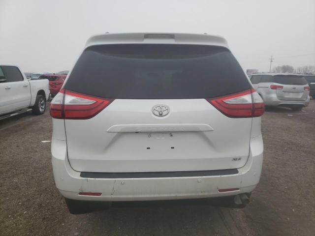 Photo 6 from auction – 2015 TOYOTA SIENNA XLE with VIN 5TDYK3DC8FS674437
