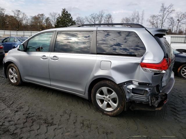 Photo 2 from auction – 2014 TOYOTA SIENNA LE with VIN 5TDKK3DC9ES472033