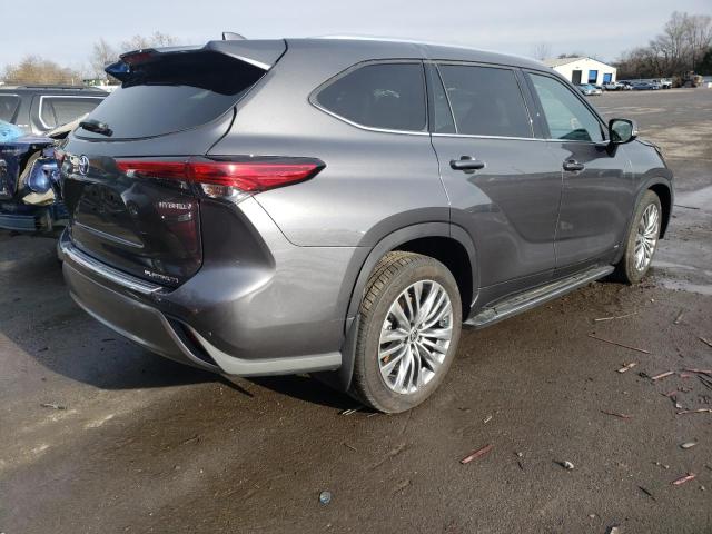 Foto 3 de la subasta – 2022 TOYOTA HIGHLANDER con VIN 5TDEBRCH1NS075722