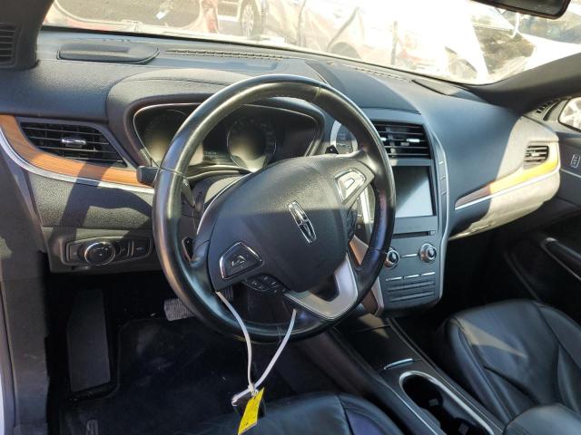 Photo 8 from auction – 2017 LINCOLN MKC SELECT with VIN 5LMTJ2DH8HUL01831