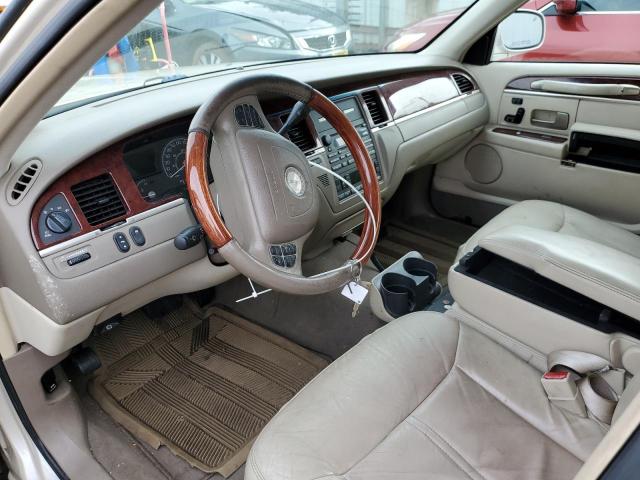 Photo 7 from auction – 2003 LINCOLN TOWN CAR C with VIN 1LNHM83W83Y627410