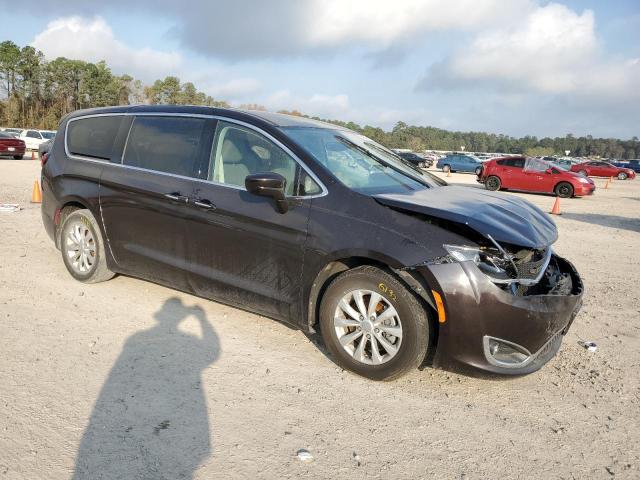 Photo 4 from auction – 2018 CHRYSLER PACIFICA T with VIN 2C4RC1FG5JR237826