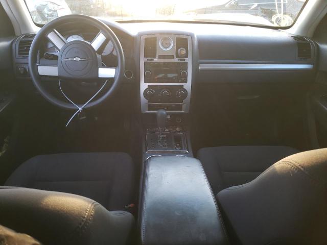 Photo 8 from auction – 2010 CHRYSLER 300 TOURIN with VIN 2C3CA4CD2AH104961
