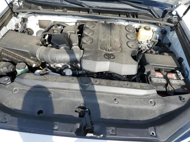 Photo 12 from auction – 2018 TOYOTA 4RUNNER SR with VIN JTEBU5JR6J5551217