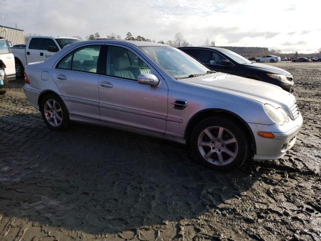 Photo 4 from auction – 2007 MERCEDES-BENZ C-CLASS with VIN WDBRF54H77A950149