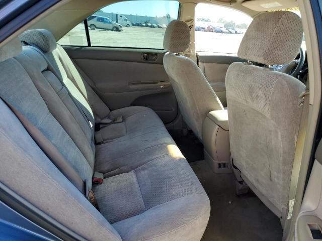 Photo 10 from auction – 2002 TOYOTA CAMRY LE with VIN 4T1BE32K02U635589