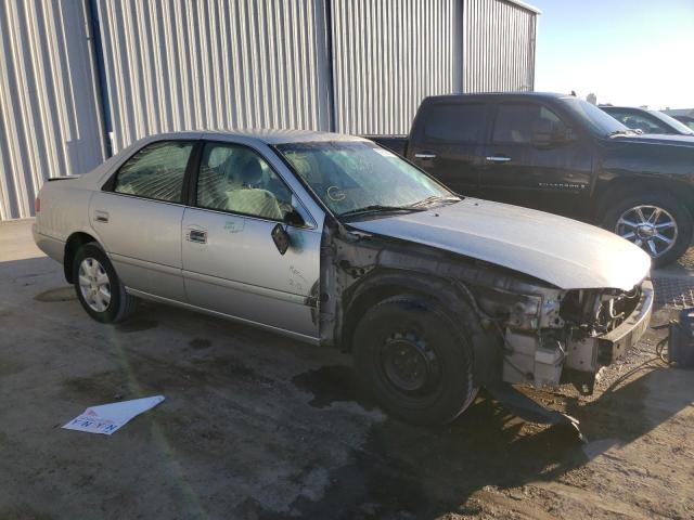 Photo 4 from auction – 2000 TOYOTA CAMRY CE with VIN 4T1BG22K9YU641856