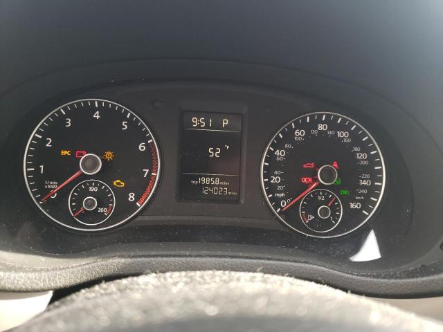 Photo 9 from auction – 2015 VOLKSWAGEN PASSAT S with VIN 1VWAT7A33FC010717