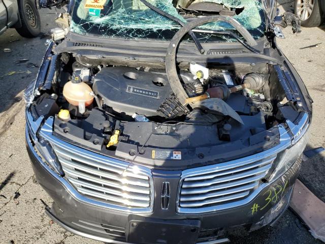 Photo 11 from auction – 2017 LINCOLN MKC SELECT with VIN 5LMCJ2D95HUL15307