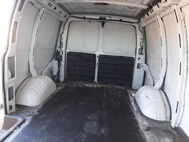 Photo 10 from auction – 2019 CHEVROLET EXPRESS G2 with VIN 1GCWGAFP8K1245643