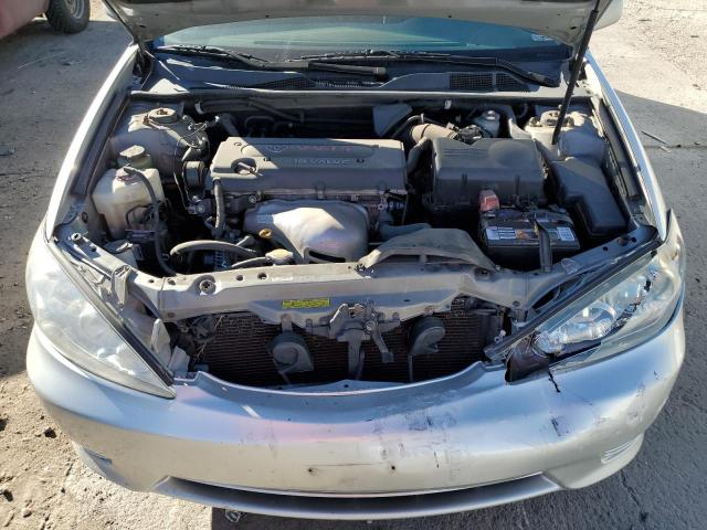 Photo 11 from auction – 2005 TOYOTA CAMRY LE with VIN 4T1BE32K05U946041
