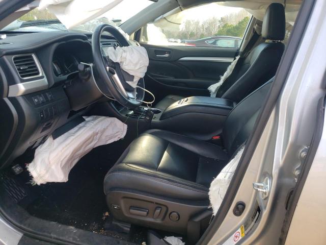 Photo 7 from auction – 2018 TOYOTA HIGHLANDER with VIN 5TDJZRFH4JS528831
