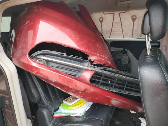 Photo 13 from auction – 2016 CHRYSLER TOWN & COU with VIN 2C4RC1BG6GR268713