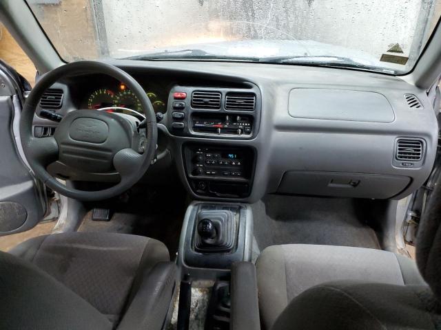 Photo 8 from auction – 2002 CHEVROLET TRACKER with VIN 2CNBJ13C826902211