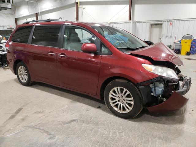 Photo 4 from auction – 2011 TOYOTA SIENNA XLE with VIN 5TDYK3DC4BS104932