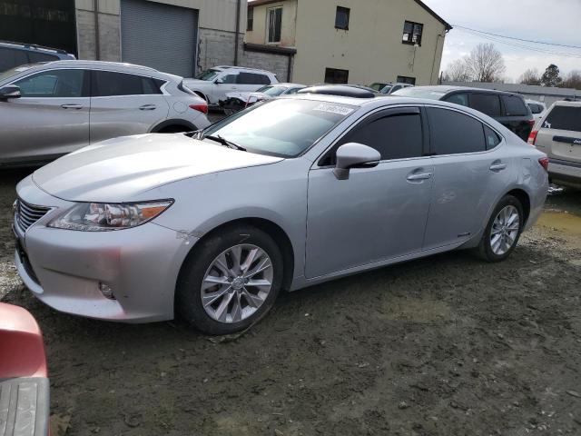 LEXUS ES 300H 2014 with VIN JTHBW1GG5E2060592 - Photo from auction