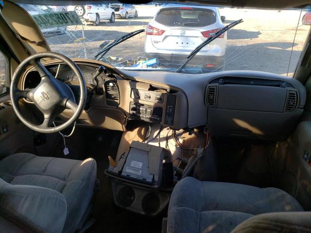 Photo 8 from auction – 1998 CHEVROLET ASTRO with VIN 1GNDM19W5WB213775