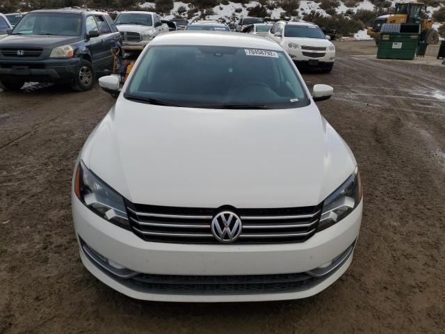 Photo 5 from auction – 2015 VOLKSWAGEN PASSAT S with VIN 1VWAT7A34FC110891