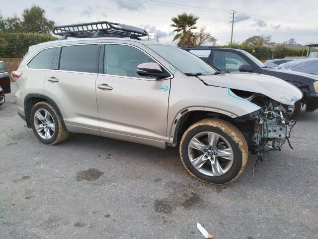 Photo 4 from auction – 2016 TOYOTA HIGHLANDER with VIN 5TDDKRFH7GS324843