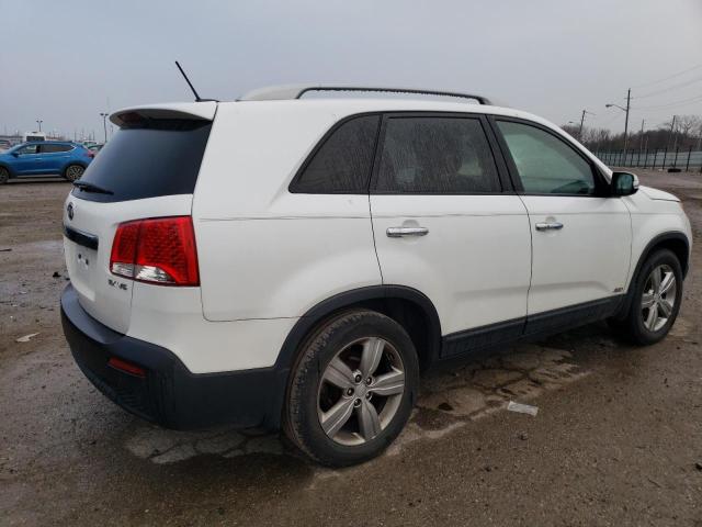 Photo 3 from auction – 2013 KIA SORENTO EX with VIN 5XYKUDA22DG374355