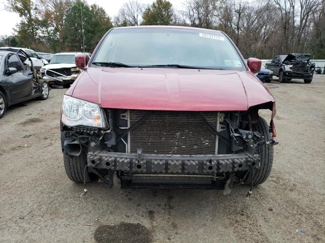 Photo 5 from auction – 2015 CHRYSLER TOWN & COU with VIN 2C4RC1BG0FR661492