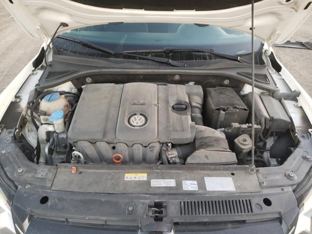 Photo 11 from auction – 2012 VOLKSWAGEN PASSAT S with VIN 1VWAP7A33CC062767