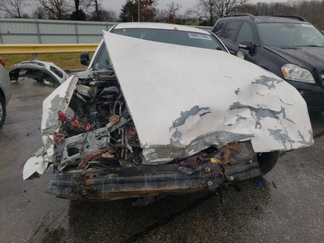 Photo 5 from auction – 2003 FORD CROWNVIC with VIN 2FAFP71W13X214413