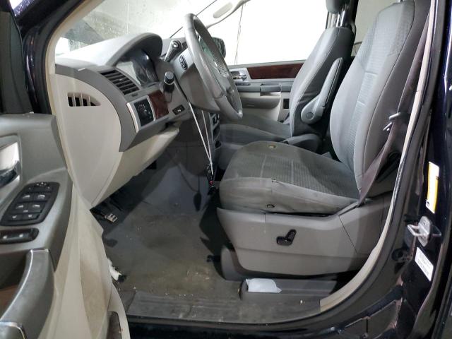Photo 7 from auction – 2010 CHRYSLER TOWN & COU with VIN 2A4RR5D14AR300185