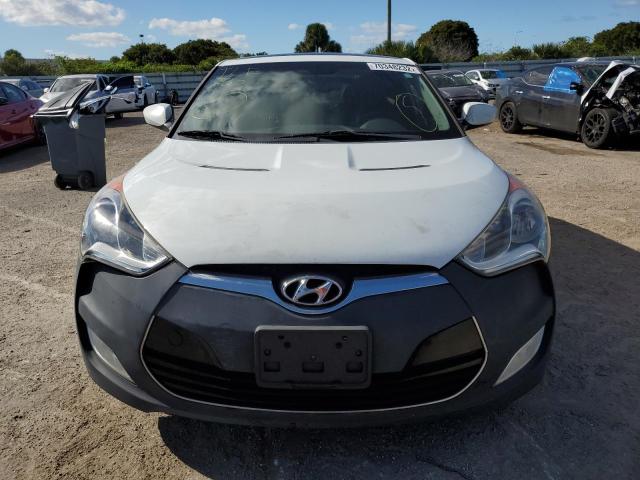 Photo 5 from auction – 2014 HYUNDAI VELOSTER with VIN KMHTC6AD6EU210347