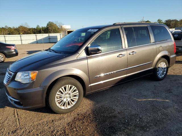 CHRYSLER TOWN & COU 2015 with VIN 2C4RC1CG7FR627872 - Photo from auction