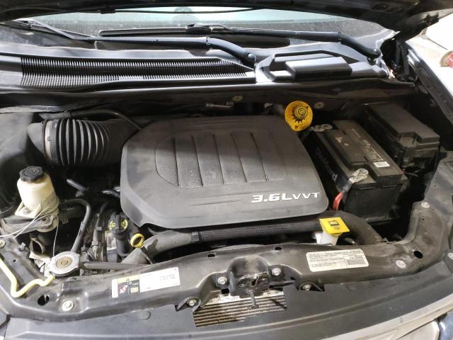 Photo 12 from auction – 2016 CHRYSLER TOWN & COU with VIN 2C4RC1BG4GR298776