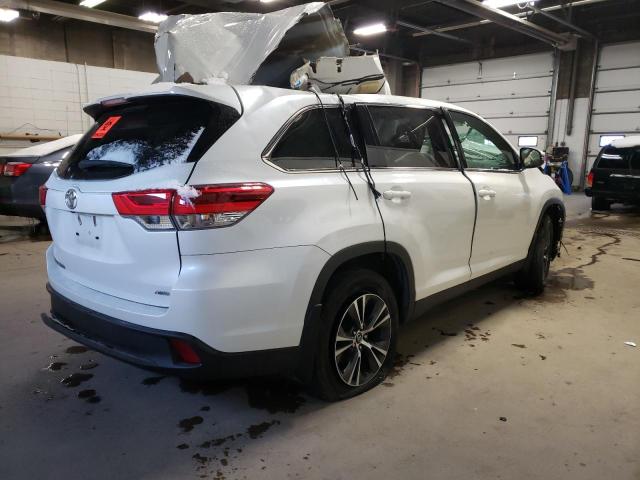 Photo 3 from auction – 2019 TOYOTA HIGHLANDER with VIN 5TDBZRFH1KS929095