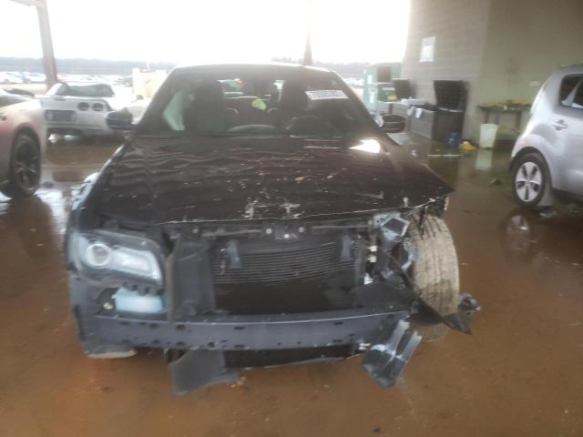 Photo 5 from auction – 2019 CHRYSLER 300 S with VIN 2C3CCAGG6KH682527