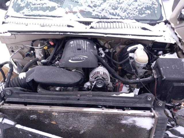 Photo 11 from auction – 2005 CHEVROLET SILVERADO with VIN 1GCEK19T35E185318