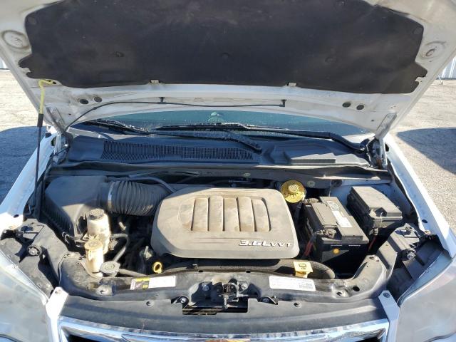 Photo 12 from auction – 2014 CHRYSLER TOWN & COU with VIN 2C4RC1BG2ER397058