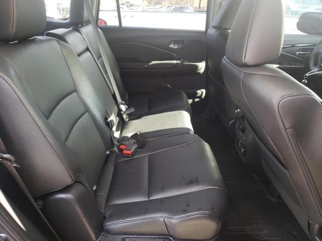 Photo 11 from auction – 2018 HONDA PILOT TOUR with VIN 5FNYF6H90JB026205
