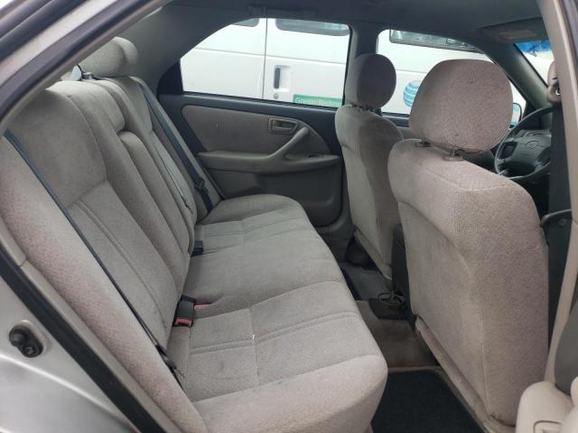 Photo 10 from auction – 2001 TOYOTA CAMRY LE with VIN 4T1BF22K91U965737