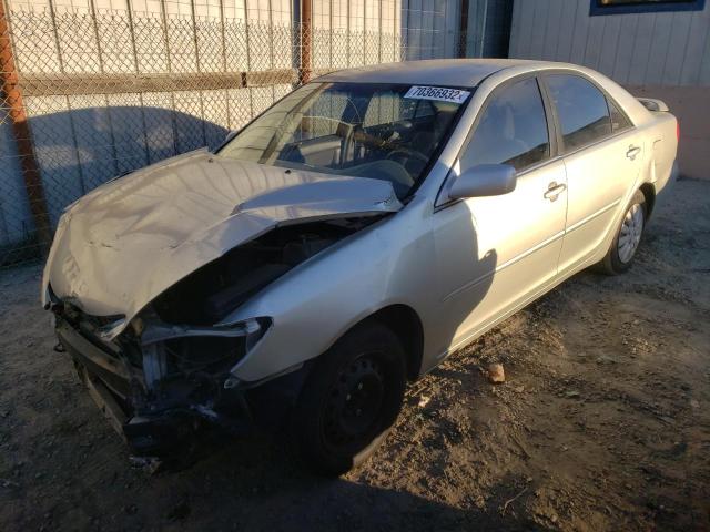 TOYOTA CAMRY LE 2004 with VIN 4T1BE32K54U871058 - Photo from auction
