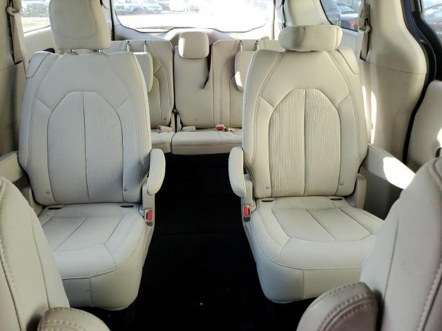 Photo 10 from auction – 2017 CHRYSLER PACIFICA L with VIN 2C4RC1CGXHR608803