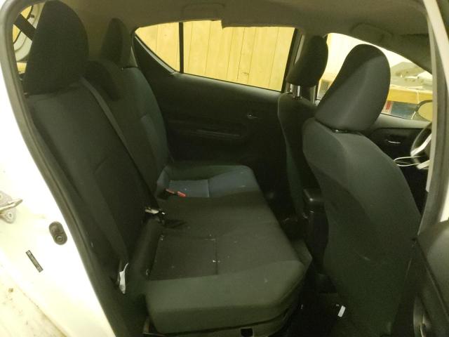 Photo 10 from auction – 2016 TOYOTA PRIUS C with VIN JTDKDTB32G1128055