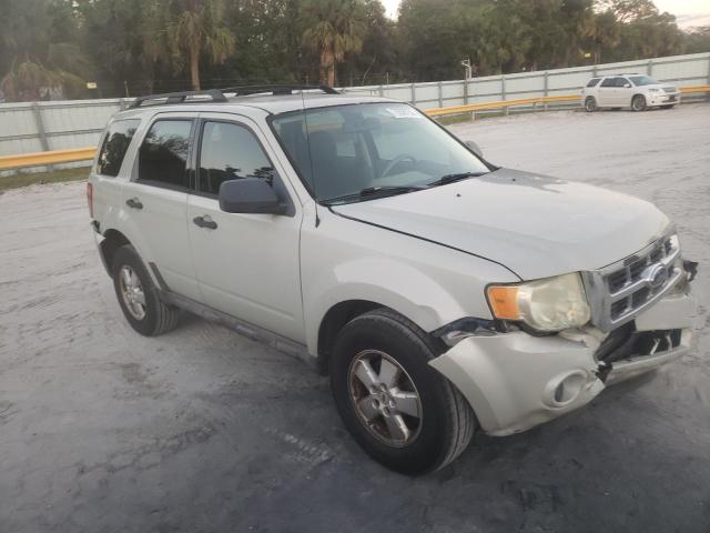 Photo 4 from auction – 2009 FORD ESCAPE XLS with VIN 1FMCU02709KB11169