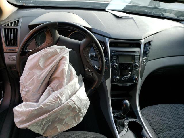 Photo 8 from auction – 2013 HYUNDAI SONATA SE with VIN 5NPEC4AC7DH626182