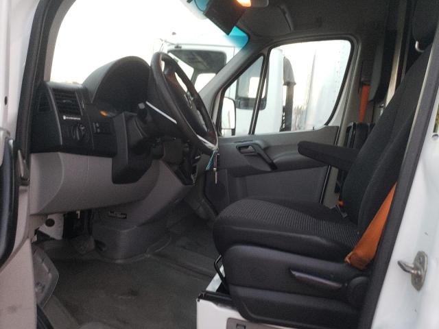 Photo 7 from auction – 2011 MERCEDES-BENZ SPRINTER 2 with VIN WD3PE8CB4B5600516