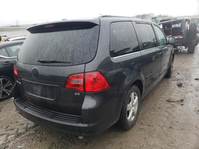 Photo 3 from auction – 2011 VOLKSWAGEN ROUTAN SE with VIN 2V4RW3DG2BR642278
