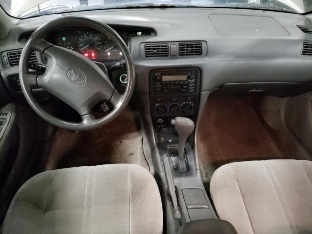 Photo 8 from auction – 2001 TOYOTA CAMRY with VIN 4T1BG22K01U107148