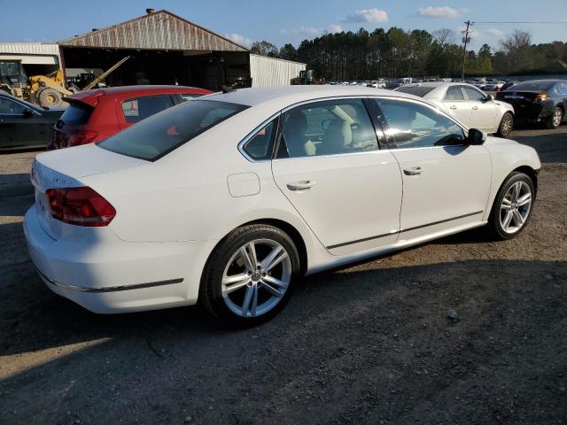 Photo 3 from auction – 2015 VOLKSWAGEN PASSAT SEL with VIN 1VWCS7A39FC038596