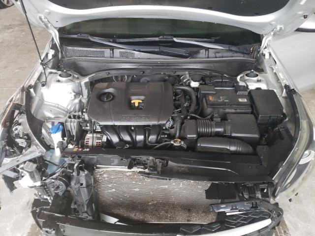 Photo 11 from auction – 2021 KIA FORTE FE with VIN 3KPF24AD9ME308892