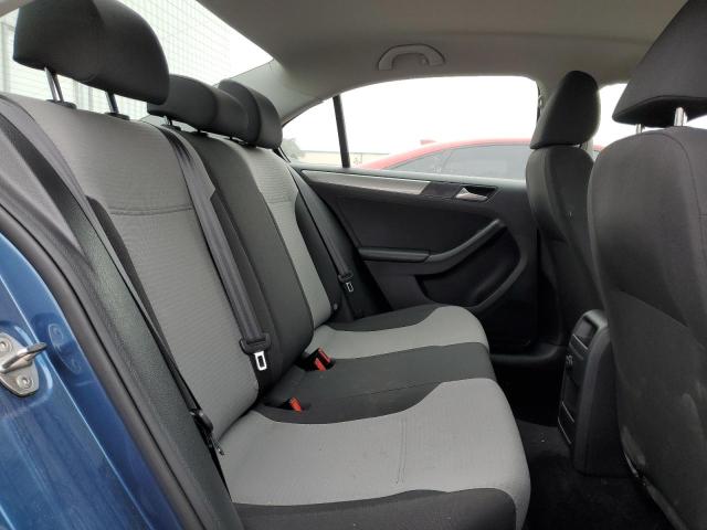 Photo 10 from auction – 2017 VOLKSWAGEN JETTA S with VIN 3VW2B7AJXHM262584