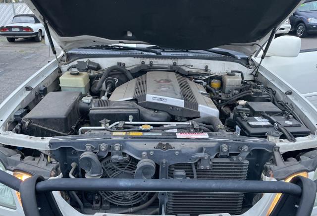 Photo 7 from auction – 1998 LEXUS LX 470 with VIN JT6HT00W0W0023454