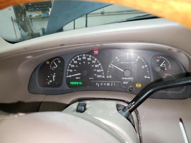 Photo 9 from auction – 2000 LINCOLN NAVIGATOR with VIN 5LMFU28A8YLJ22325